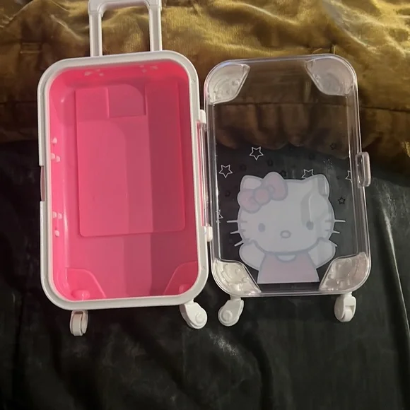 Hello kitty mini suitcase - Picture 3 of 4